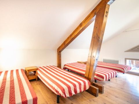 APPARTEMENT 12 personnes - Locatif 5 pièces 12 personnes
