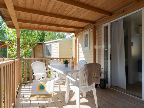 LODGE 4 personnes - Lodge Animaux Admis