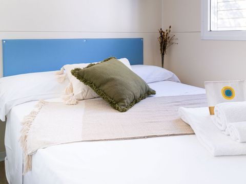 LODGE 4 personnes - Lodge Animaux Admis