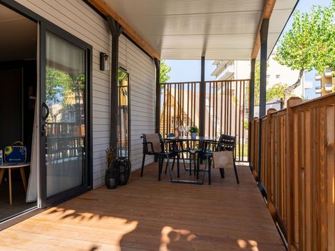 LODGE 4 personnes - Lodge Elite Animaux pas Admis