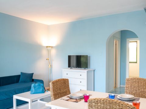 APPARTEMENT 6 personnes - TRILOCALE STANDARD (with private terrace)