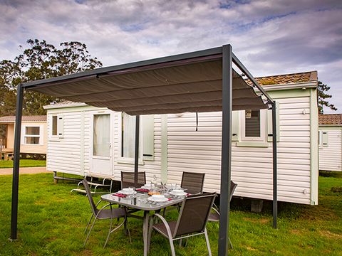 BUNGALOW 5 personnes - 2 chambres 4 adultes + 1 enfant