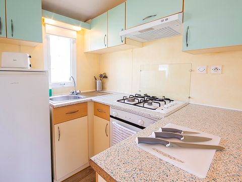 BUNGALOW 5 personnes - 2 chambres 4 adultes + 1 enfant