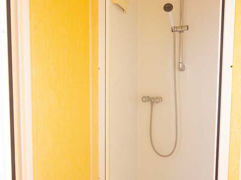 BUNGALOW 5 personnes - 2 chambres 2 adultes + 3 enfants