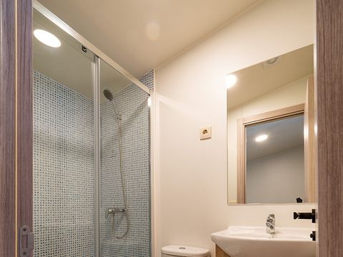 BUNGALOW 2 personnes - lit double