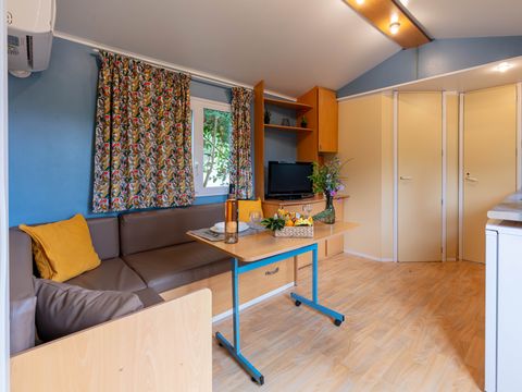 MOBILHOME 4 personnes - La Doucette