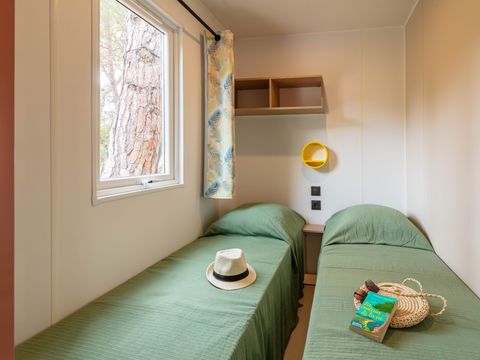 MOBILHOME 4 personnes - Le Pinédou