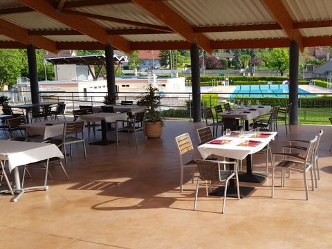 Camping Au Coeur des Vignes - Camping Jura - Image N°2