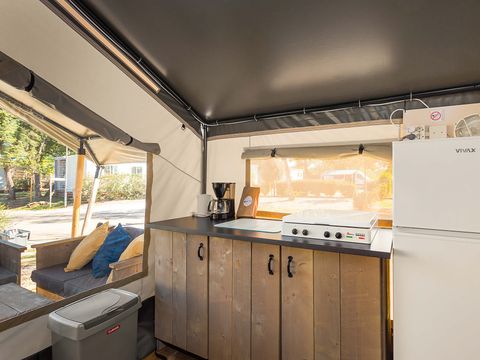 Tente en toile et en bois 4 personnes - Stella Maris - Tente Safari Confort