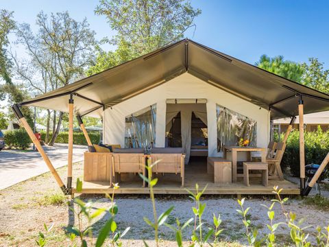 Tente en toile et en bois 4 personnes - Stella Maris - Tente Safari Confort