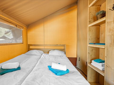 Tente en toile et en bois 5 personnes - Stella Maris - Tente Safari Lodge + air conditionné