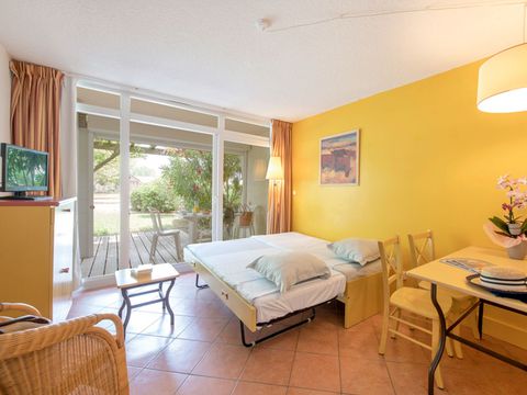 APPARTEMENT 3 personnes - 2 pièces- 3 personnes (Séjour + Petit-déjeuner)