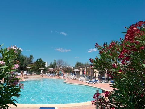 SOWELL - Résidence Les Sablons - Camping Gard - Image N°7