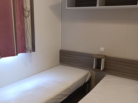 MOBILHOME 6 personnes - IRM ou Trigano 3 chambres - Clim + TV 4/6 pers.