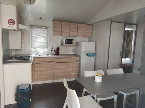 MOBILHOME 6 personnes - 30m² 3 chambre, climatisé, terrasse de 18 m²