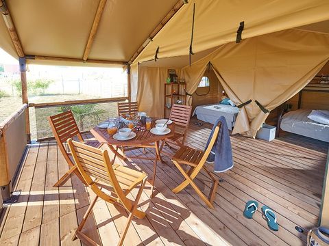 Tente en toile et en bois 5 personnes - Lodge
