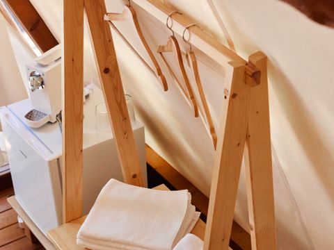 Tente en toile et en bois 4 personnes - Tente Sauceda - 25m²