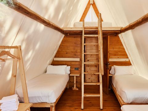 Tente en toile et en bois 4 personnes - Tente Sauceda - 25m²