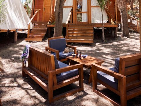 Tente en toile et en bois 4 personnes - Tente Algaida - 15m²