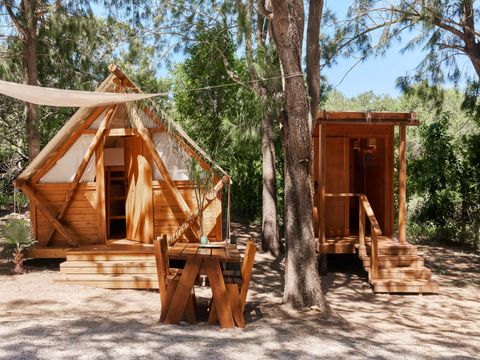 Tente en toile et en bois 3 personnes - Tente Janda - 10m²