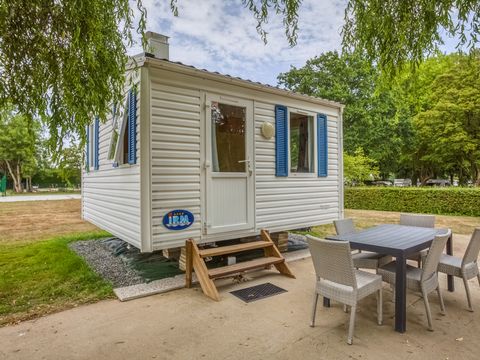 MOBILHOME 2 personnes - Cabanon- sans sanitaires  Linge de lit + kit entretien compris