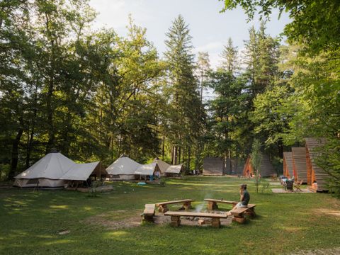TENTE 4 personnes - Tente avec lit et matelas