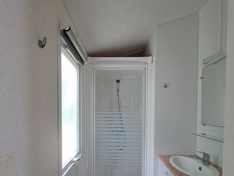 MOBILHOME 6 personnes - CONFORT - 32m² - 3 chambres + terrasse