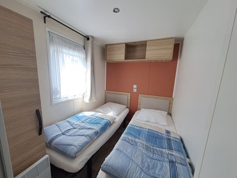 MOBILHOME 6 personnes - RESIDENTIEL - 40m² - 3 chambres + 2 salles de bain + terrasse