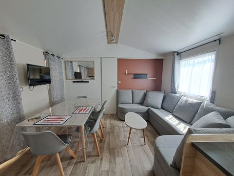 MOBILHOME 6 personnes - RESIDENTIEL - 40m² - 3 chambres + 2 salles de bain + terrasse