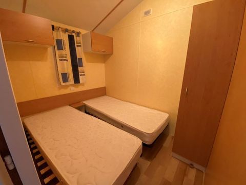 MOBILHOME 4 personnes - XPR FAMILY - 30m² - 2 chambres + terrasse 4/5 pers.