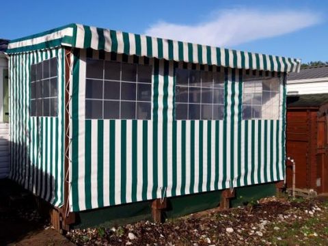 MOBILHOME 4 personnes - XPR FAMILY - 30m² - 2 chambres + terrasse 4/5 pers.