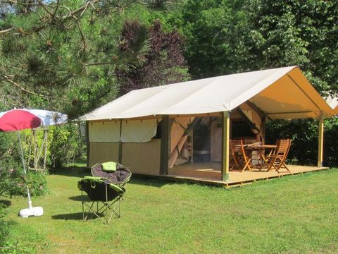 Tente en toile et en bois 5 personnes - Lodge - VICTORIA 30m² - Finition Luxe