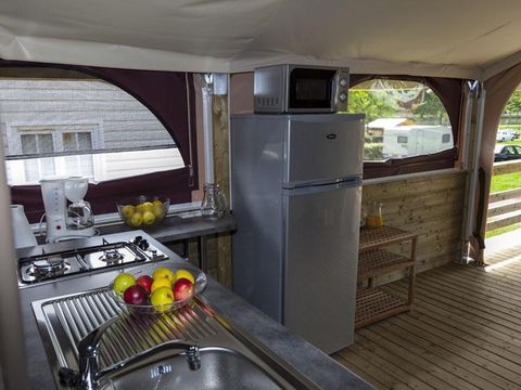 Tente en toile et en bois 5 personnes - Lodge - NIAGARA 40m² avec salle de bain