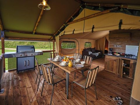 Tente en toile et en bois 5 personnes - Lodge - KENYA 46m²