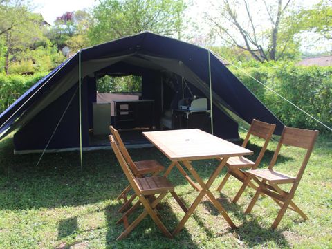 TENTE 4 personnes - Tente Tribu - 2 chambres - Sans sanitaire