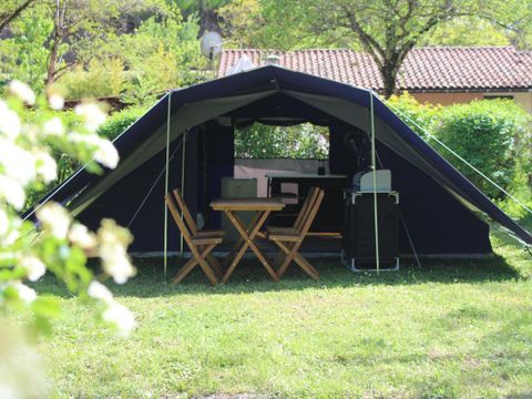 TENTE 4 personnes - Tente Tribu - 2 chambres - Sans sanitaire