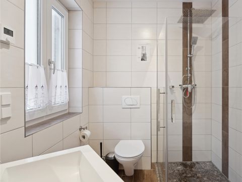 MAISON 8 personnes - DMR602