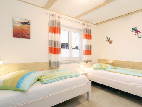 MAISON 8 personnes - DMR602