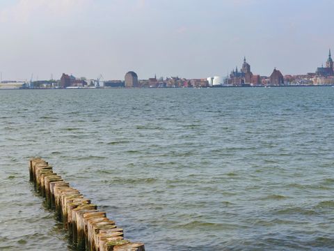 MAISON 8 personnes - DMR602