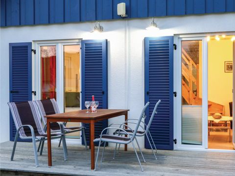 MAISON 8 personnes - DMR602