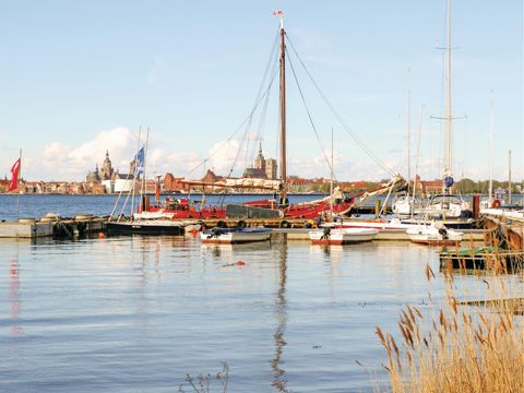 MAISON 8 personnes - DMR602