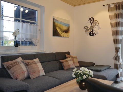 MAISON 8 personnes - DMR618 (max. 6 adultes)