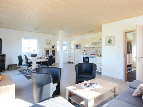 MAISON 8 personnes - DMR618 (max. 6 adultes)