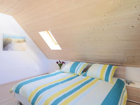 MAISON 8 personnes - DMR618 (max. 6 adultes)