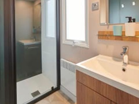 MOBILHOME 4 personnes - Elégance 2 chambres (4 pers) terrasse