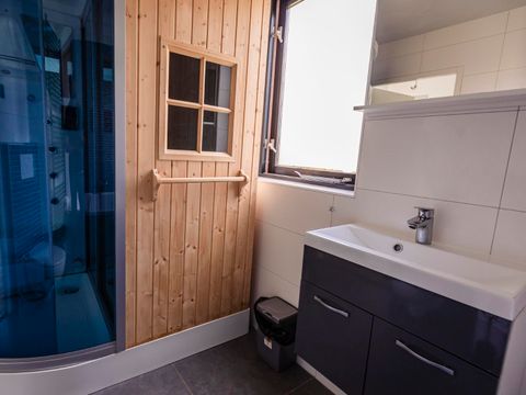 BUNGALOW 4 personnes - Wellness Badhuys 13