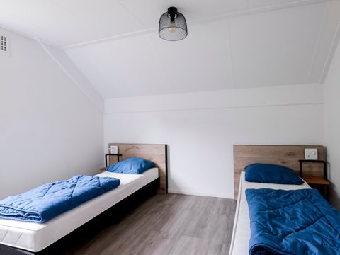 BUNGALOW 8 personnes - Famille