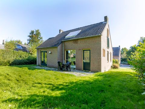 BUNGALOW 4 personnes - Forêt 159