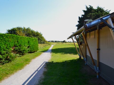 TENTE TOILE ET BOIS 4 personnes