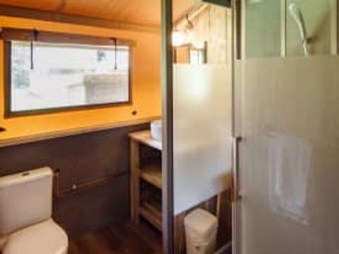 TENTE TOILE ET BOIS 7 personnes - Tente safari de Wold Lodge
